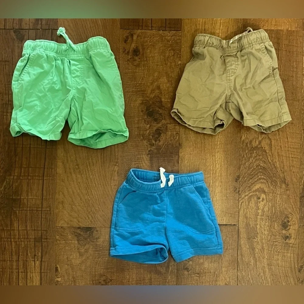 Toddler boy clothing bundle 19 pieces 2T swim trunks shorts tshirts